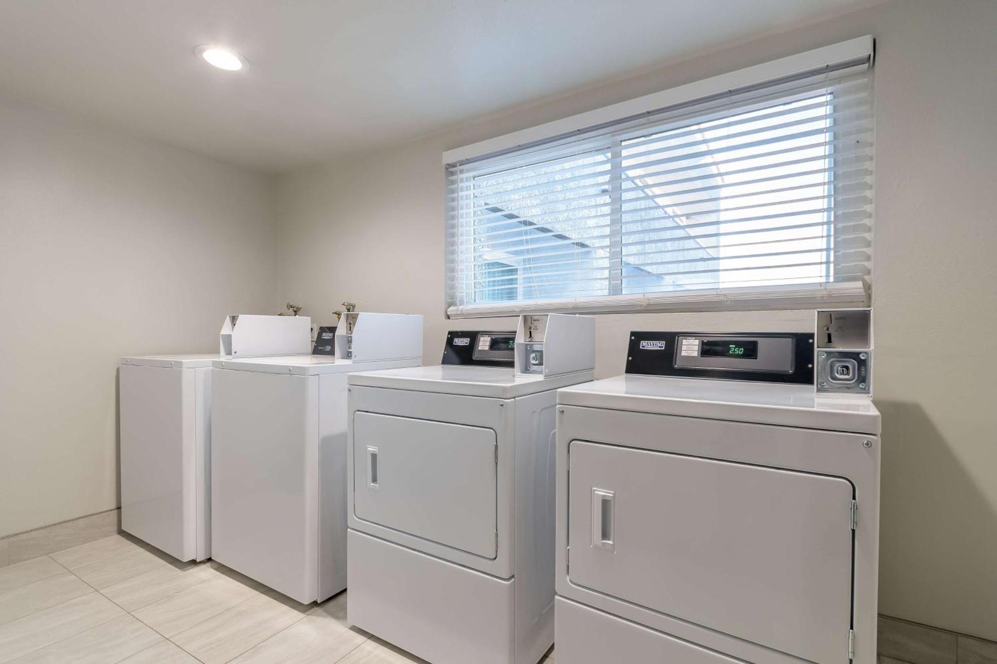 Studio 6 Suites Perris, Ca Extérieur photo