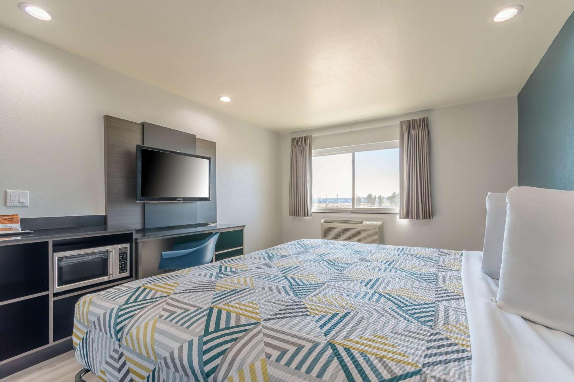 Studio 6 Suites Perris, Ca Extérieur photo