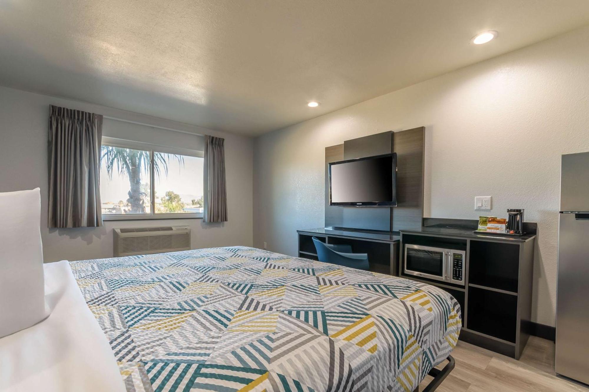 Studio 6 Suites Perris, Ca Extérieur photo