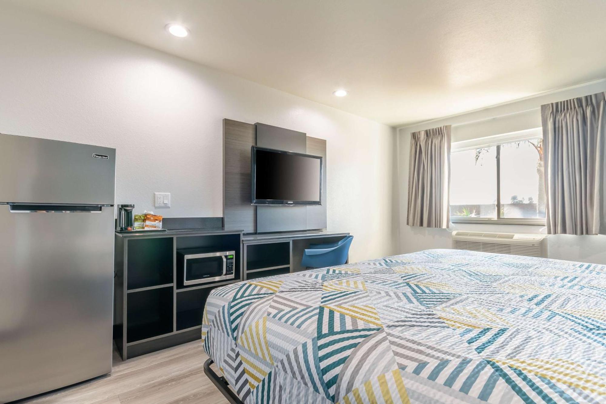 Studio 6 Suites Perris, Ca Extérieur photo